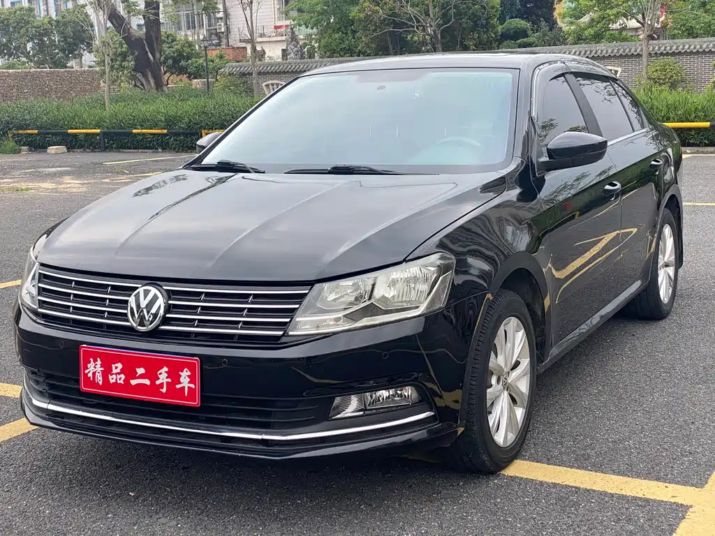 2015 Volkswagen Lavida - zdjęcie 1 z 13