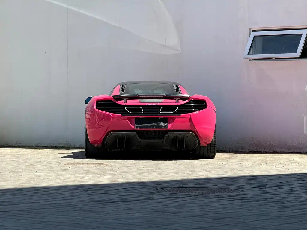 McLaren 12C 3.8T COUPE, фото 13