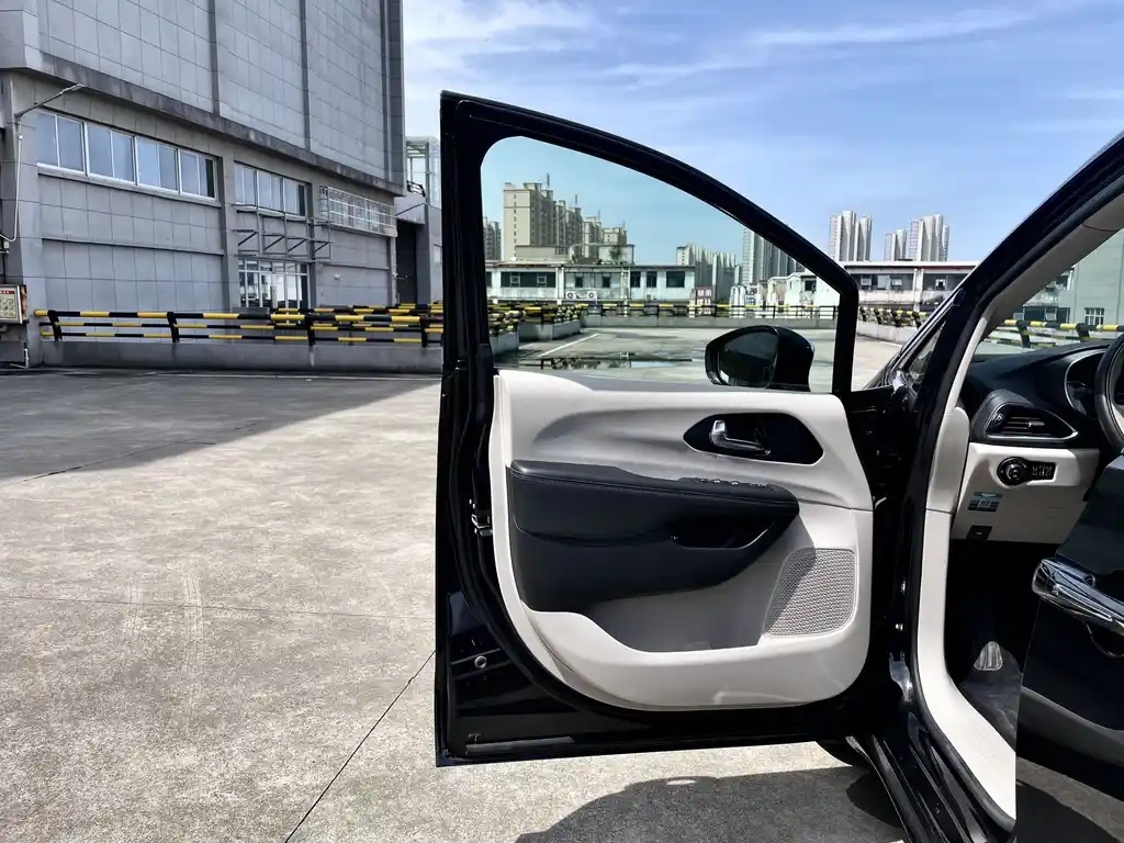 CHRYSLER DAJIALONG PHEV