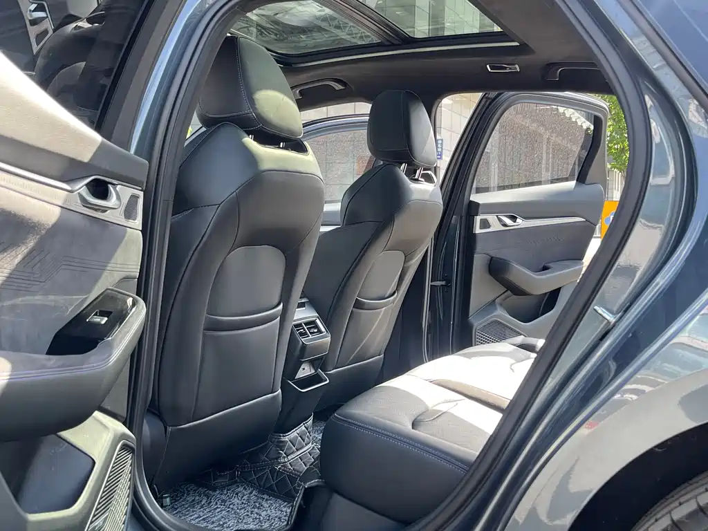 GEELY AUTOMOBILE XINGRUI