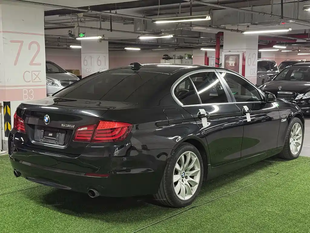 BMW 5 Series 5 2011 535i Luxury Sport