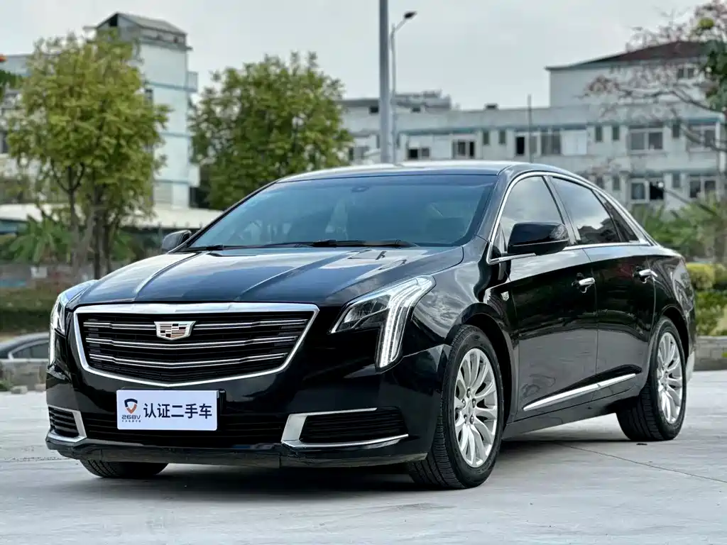 CADILLAC XTS