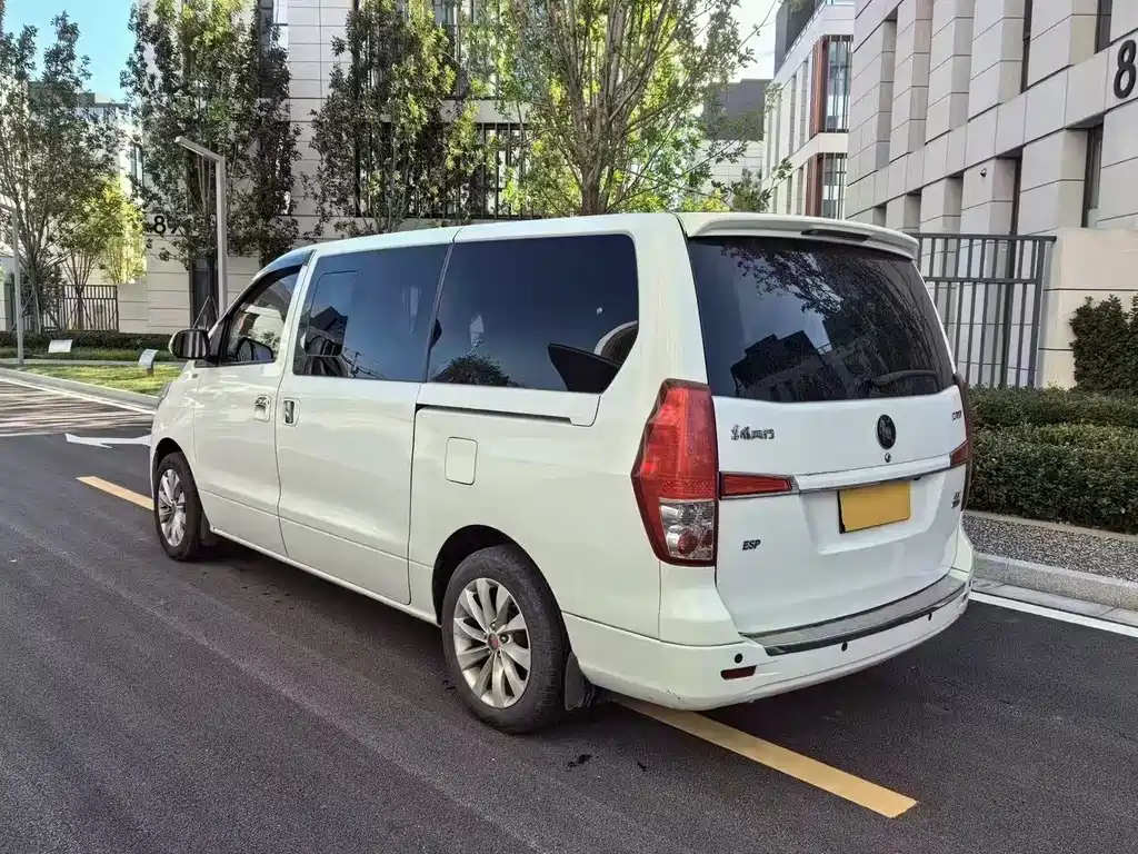 DONGFENG POPULAR CM7