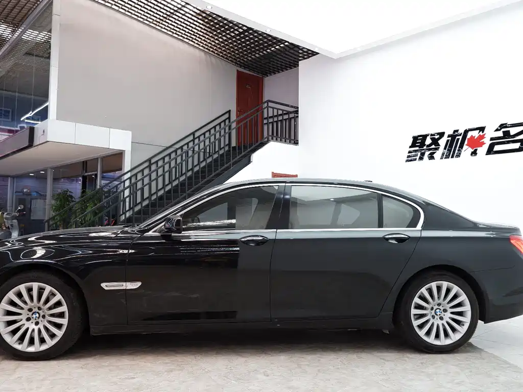 BMW 7 Series 7 2010 760Li