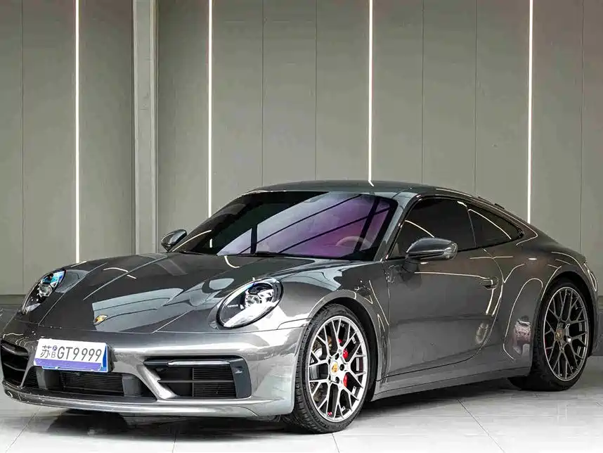 Porsche 911 2020