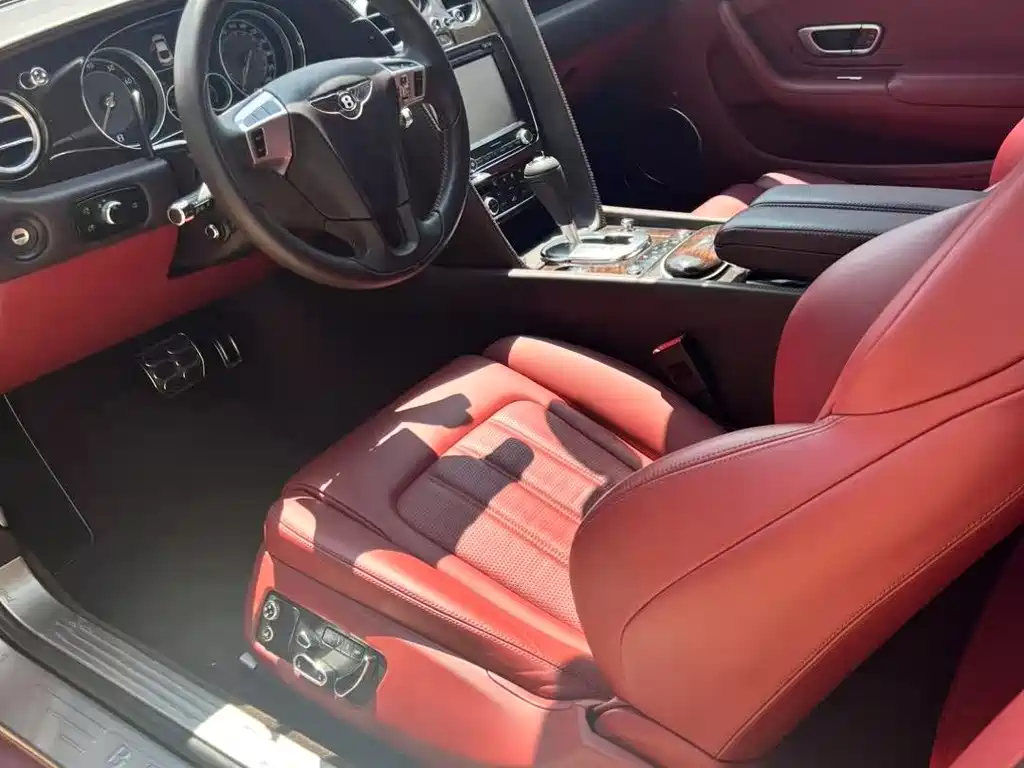 Bentley Continental 4.0T GT V8 S Standard Edition, фото 7