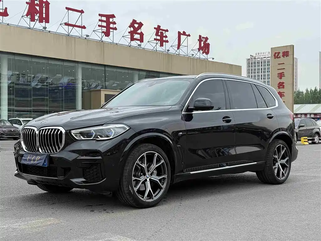 BMW  X5