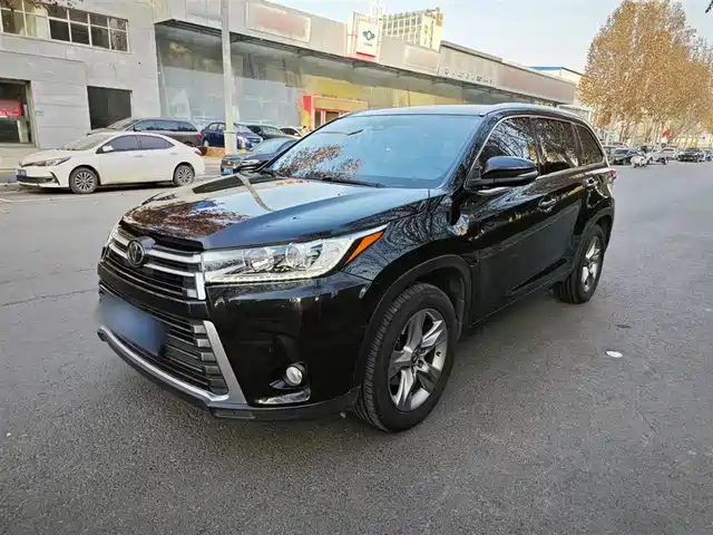 TOYOTA HIGHLANDER 2019