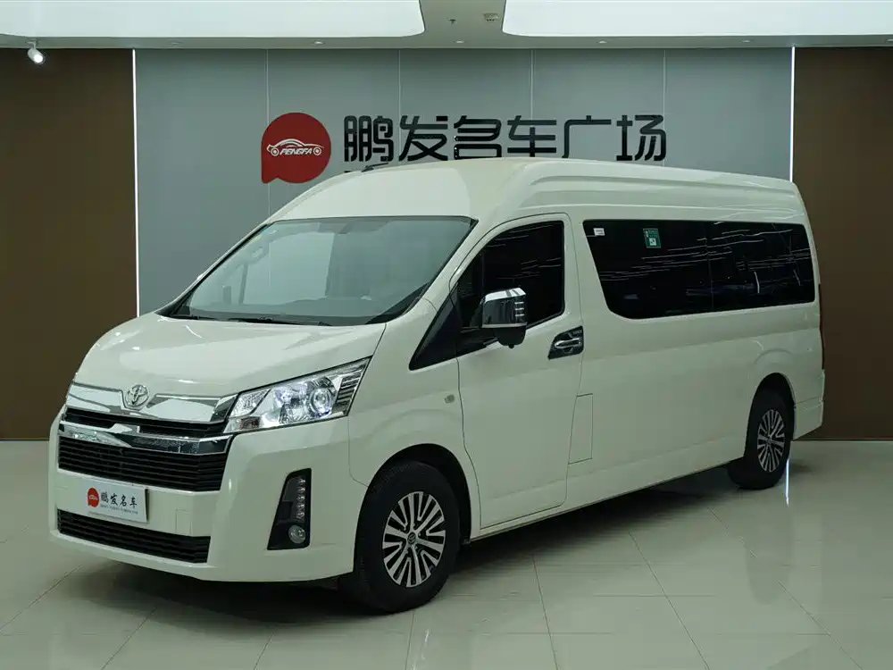 Toyota Hiace 2021
