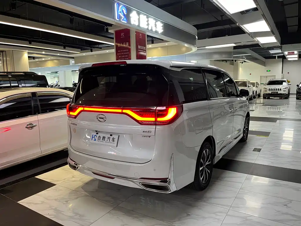 GAC TRUMPCHI M8
