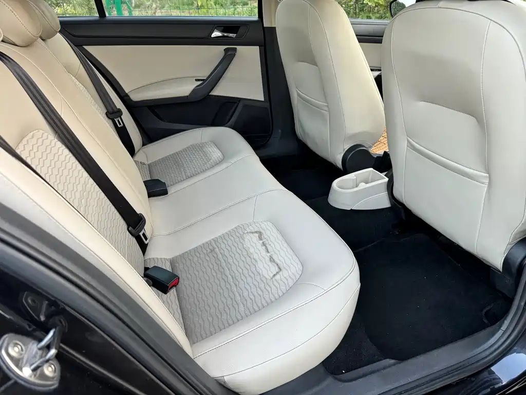 Skoda Rapid 2013 1.6L AT
