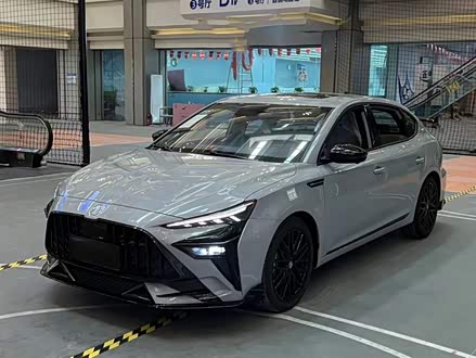 MG6 2023款 1.5T XLINE 猎鲨版
