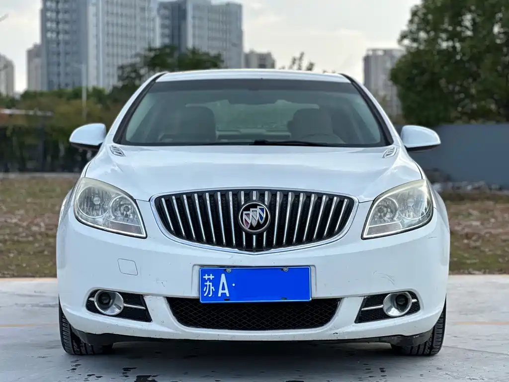 Buick Excelle 2013