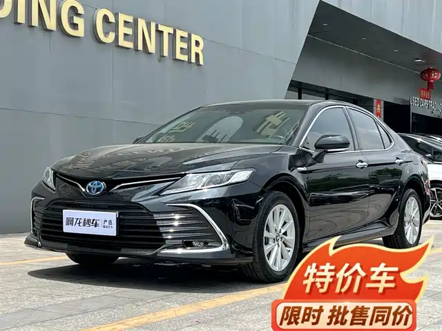 TOYOTA CAMRY 2022