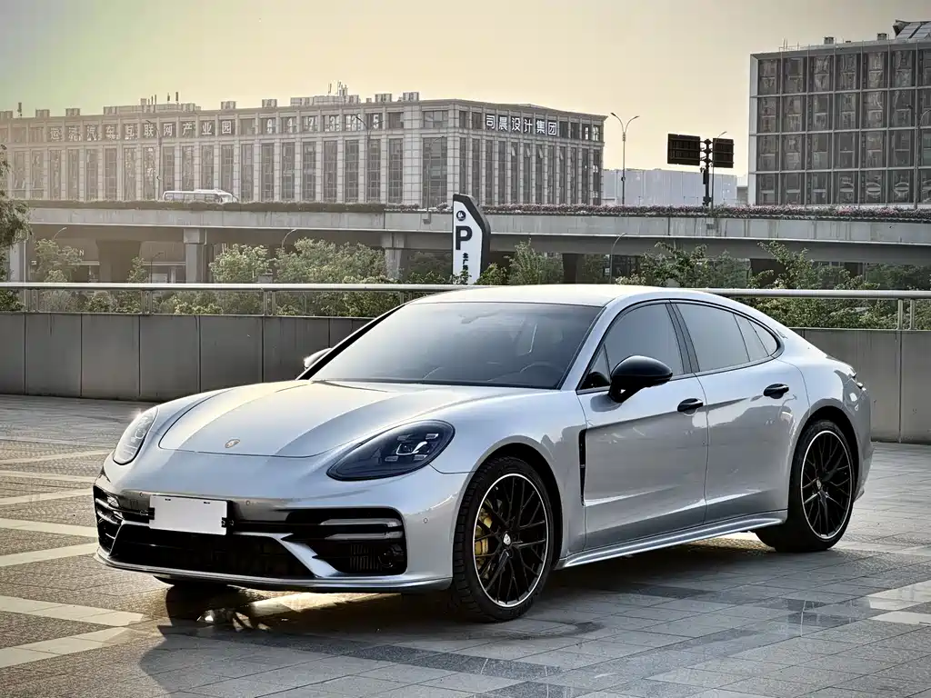 Панamera 2021 года Panamera 2.9T 83000 km 2021