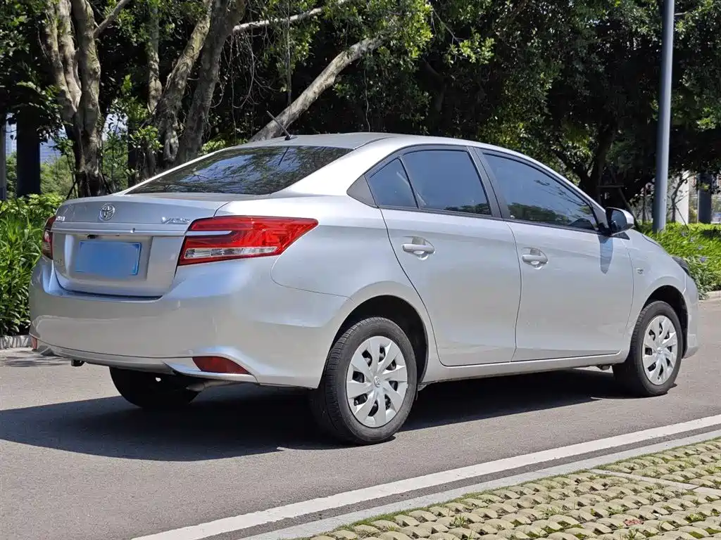 TOYOTA VIOS