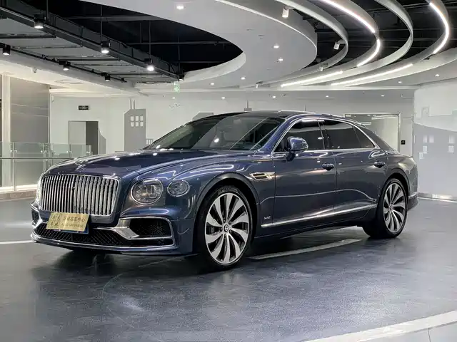 BENTLEY FLYING 2020
