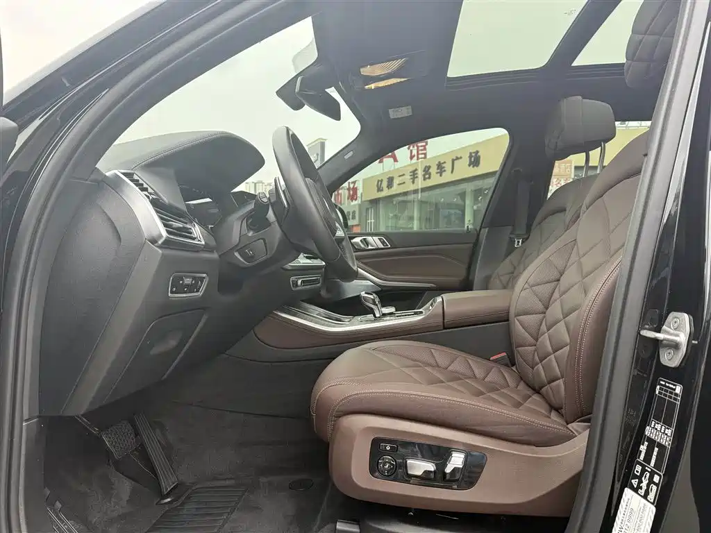 BMW  X5
