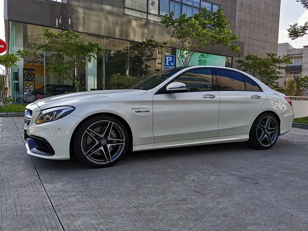 Mercedes-Benz C-Class AMG 2020