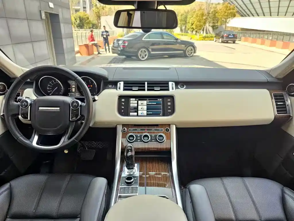 Land Rover Range Rover Sport 2014 3.0 SC V6 HSE
