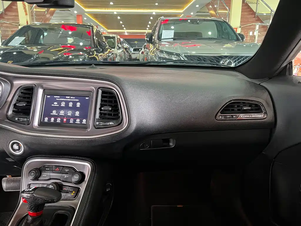 Dodge Challenger 2019 3.6L AT