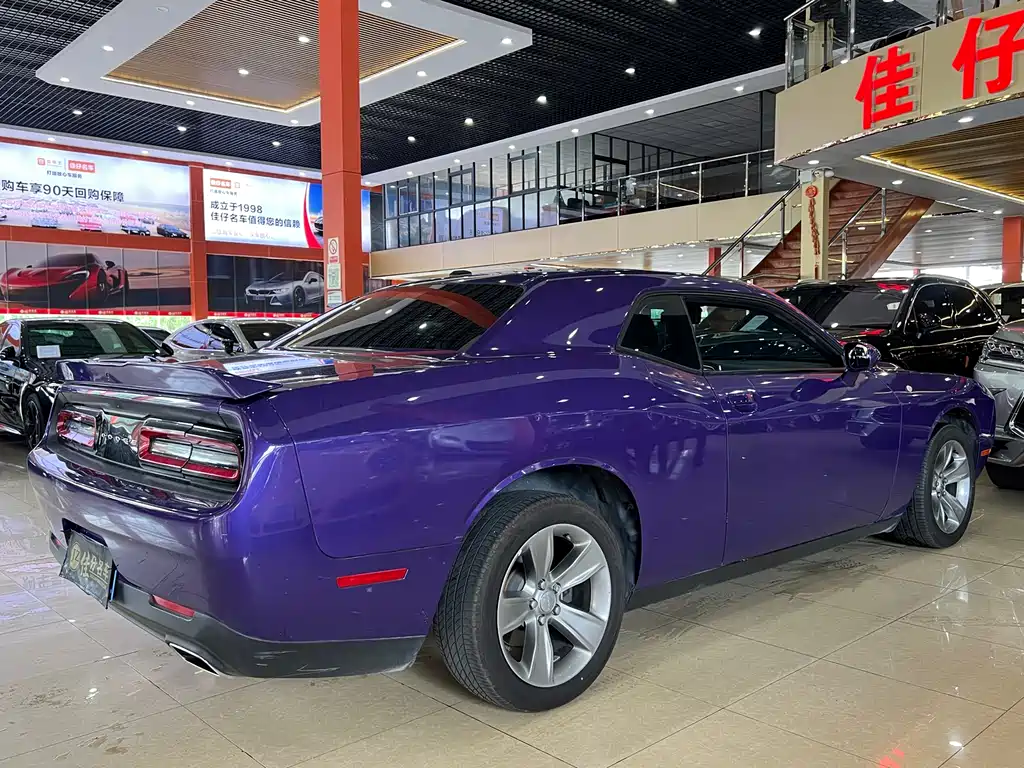 Dodge Challenger 2019 3.6L AT