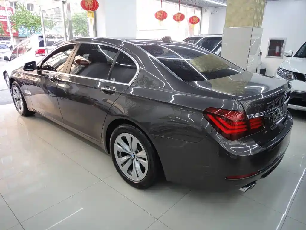 BMW 7 Series 7 2013 730Li Lead