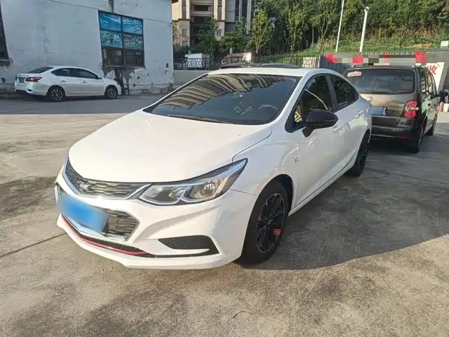 CHEVROLET CRUZE 2019