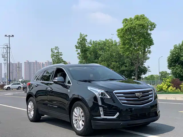 CADILLAC  XT5 2019
