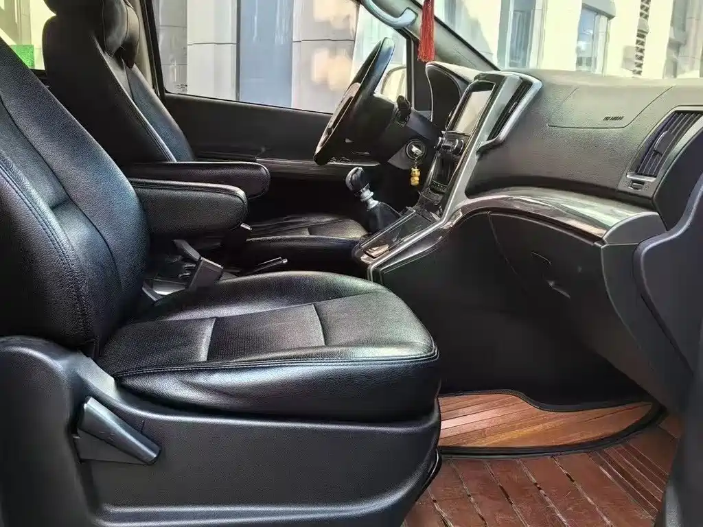 DONGFENG POPULAR CM7