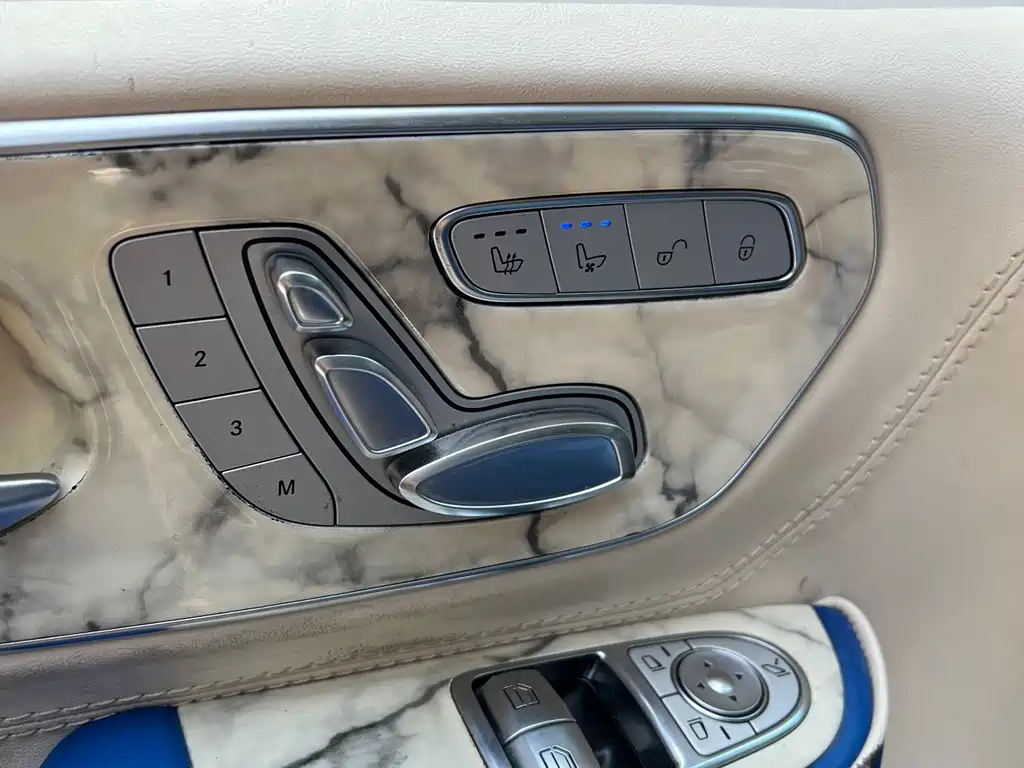 MERCEDES-BENZ V CLASS