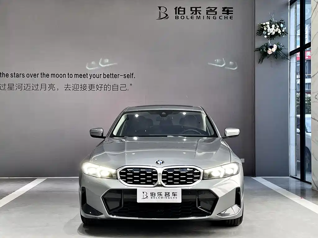 BMW  3 SERIES