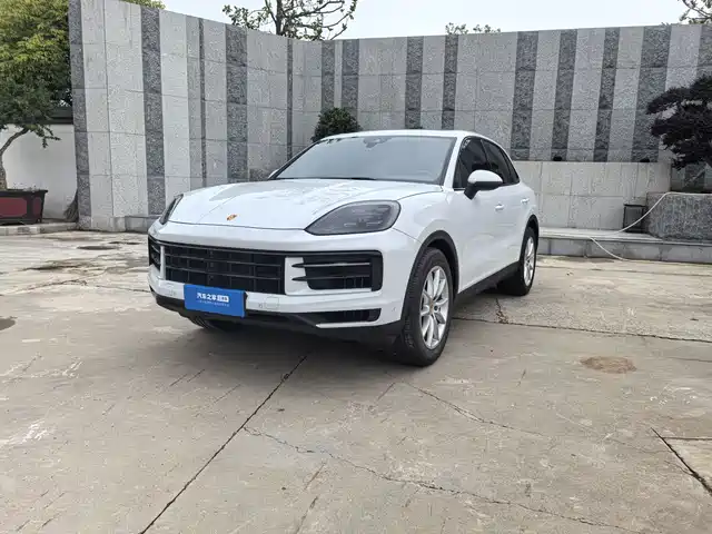 PORSCHE CAYENNE