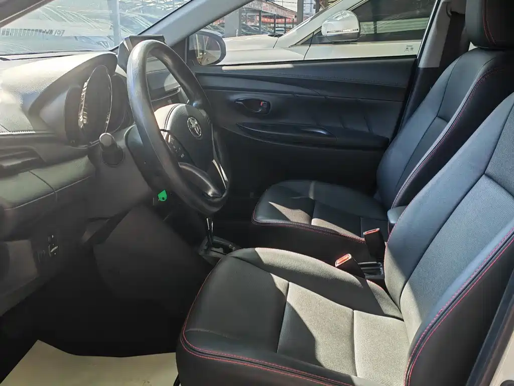 TOYOTA YARIS L ZHIXUAN