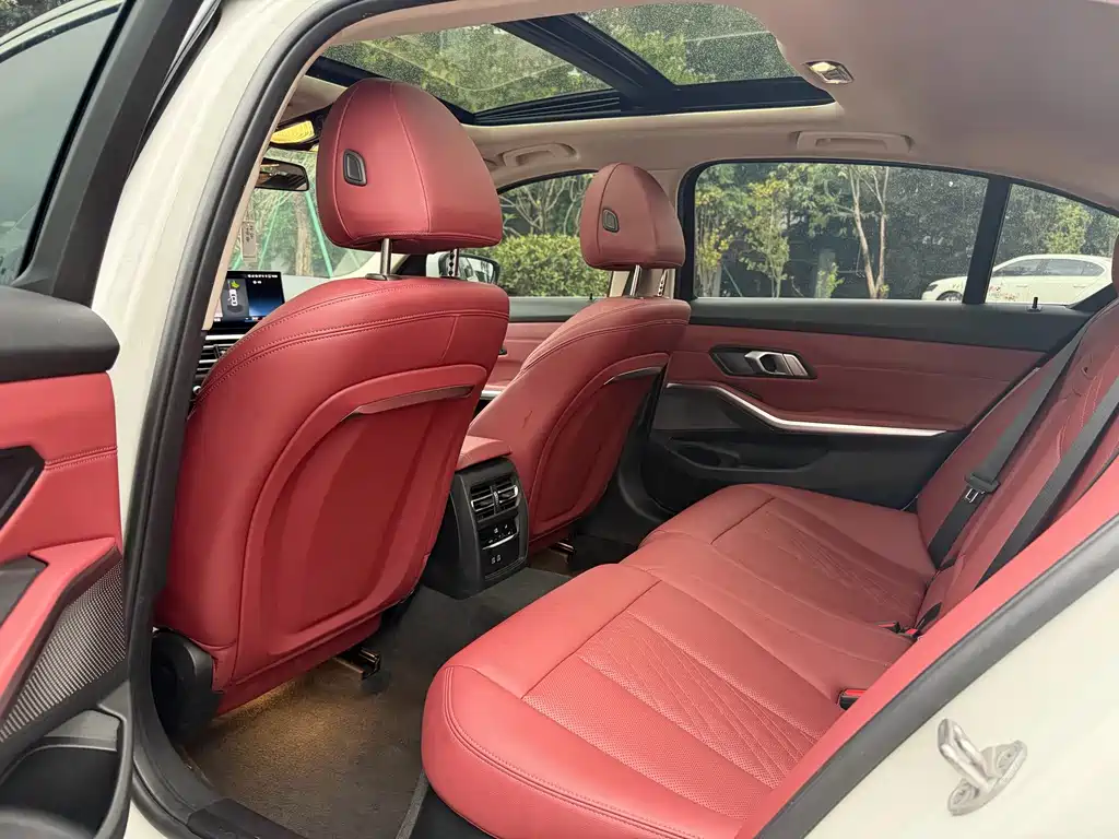 BMW 3 Series — миниатюра 7