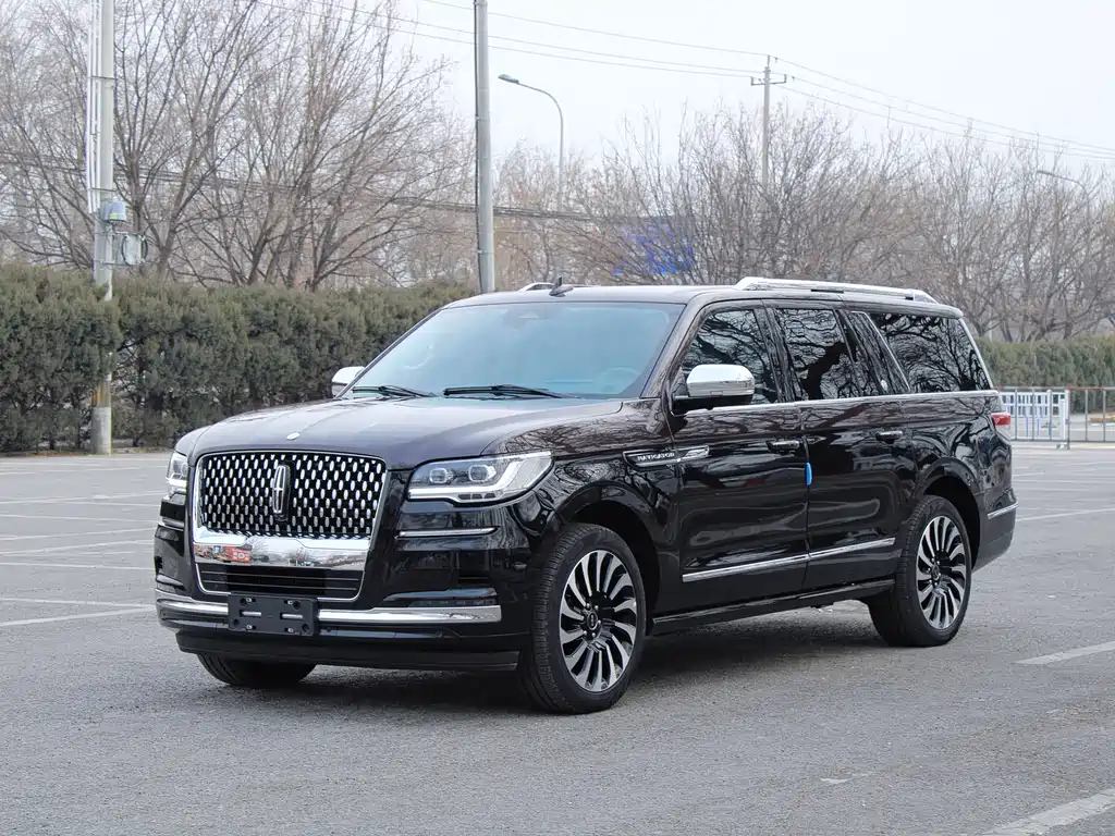 LINCOLN NAVIGATOR ONE