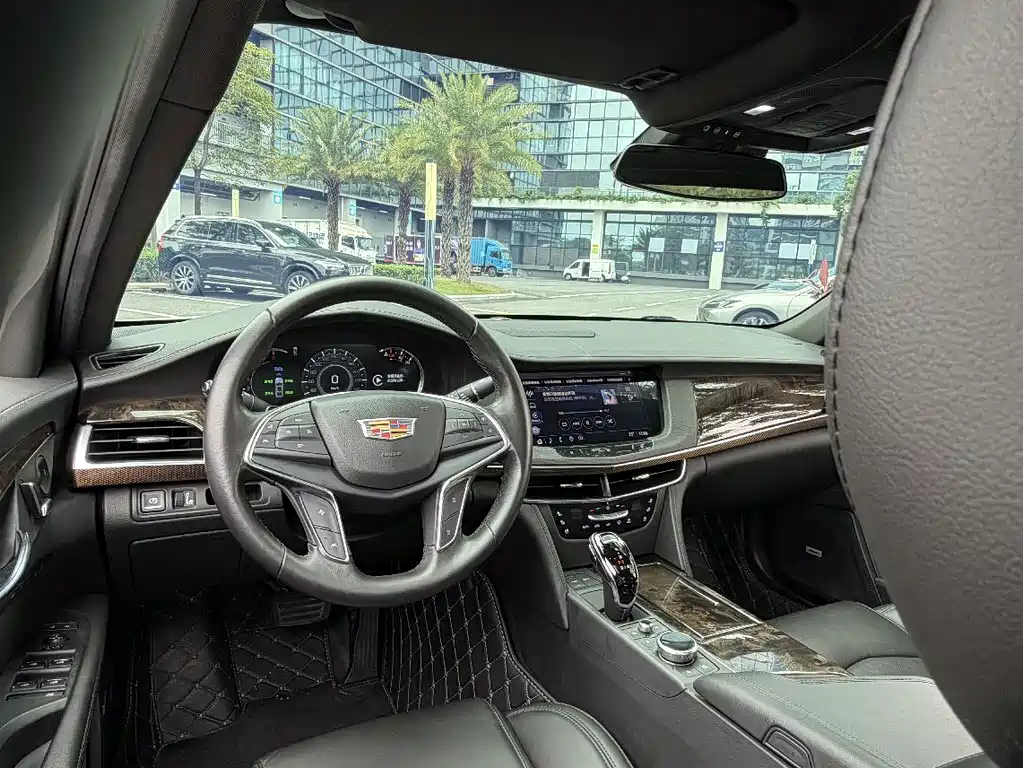 Cadillac CT6 28T Luxury Type, фото 13