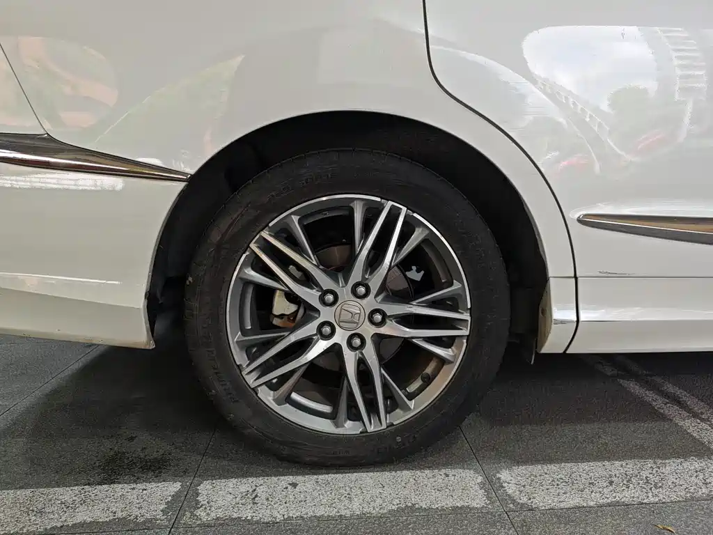 Honda Elysion — миниатюра 19