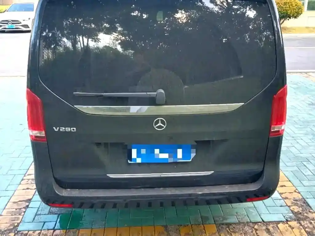 Mercedes-Benz V-Class — миниатюра 9
