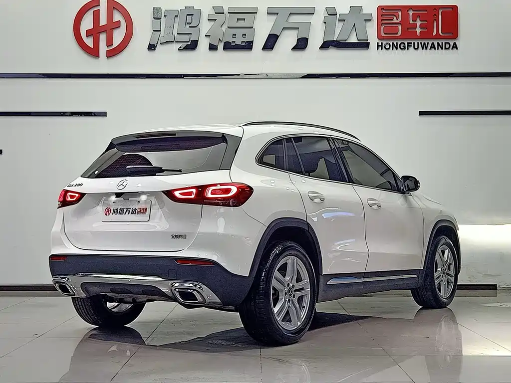 Mercedes-Benz GLA — миниатюра 4