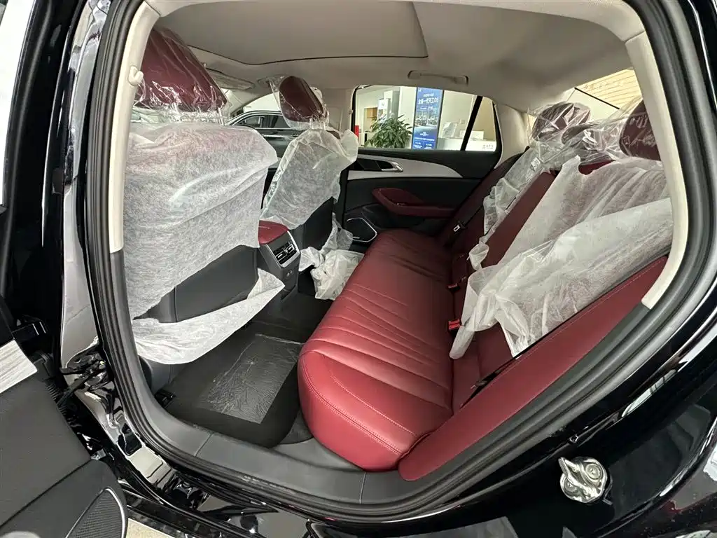 Hongqi Hongqi H5 PHEV — миниатюра 13