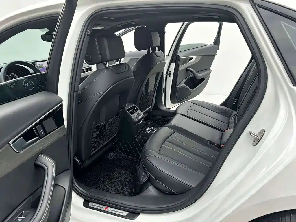 Audi A4L — миниатюра 7