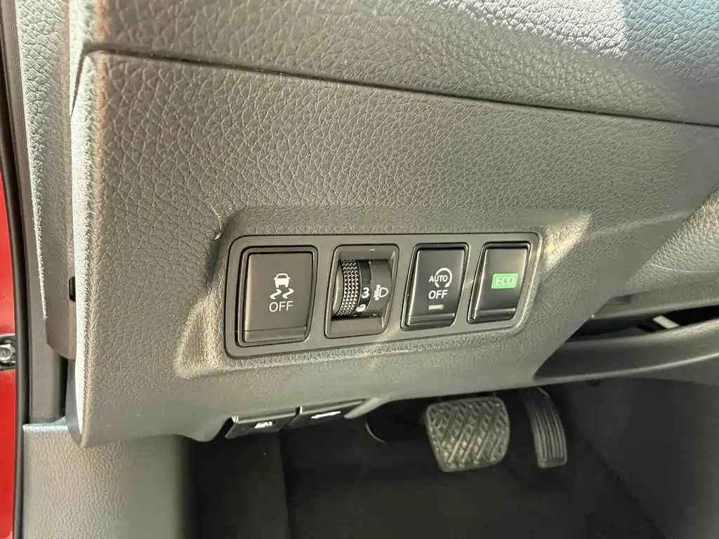 Nissan Tiida 2024 1.6L CVT