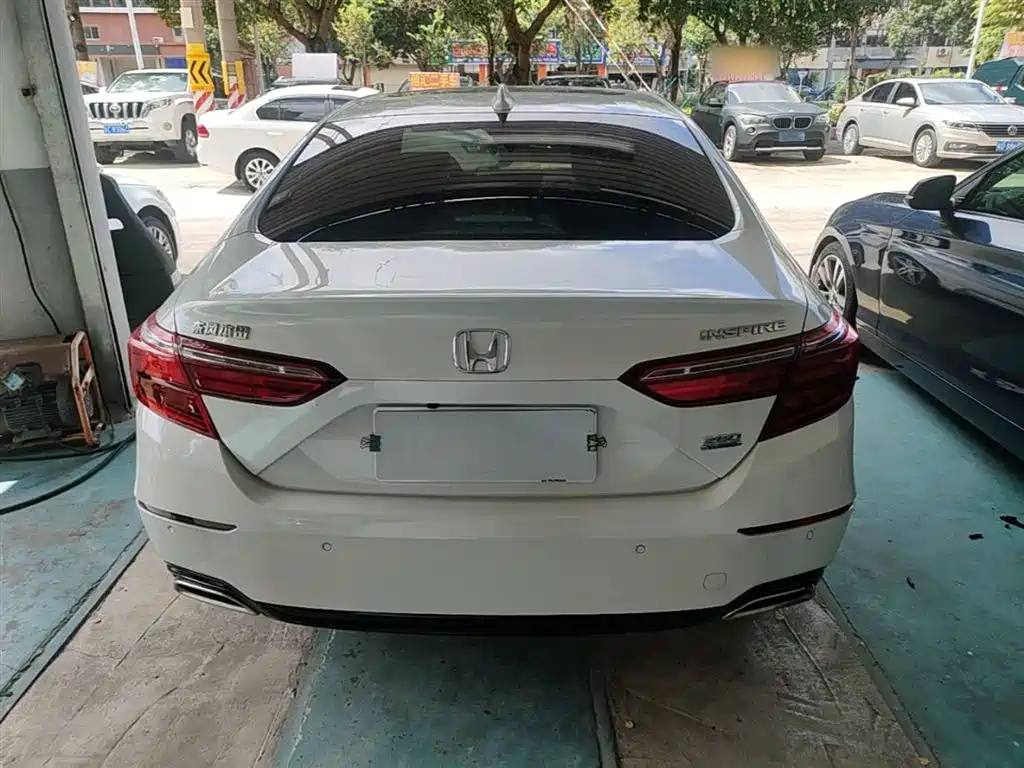 Honda Inspire 2022 260TURBO
