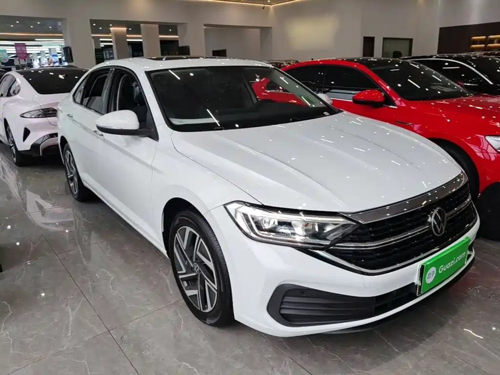 Volkswagen Sagitar — миниатюра 4