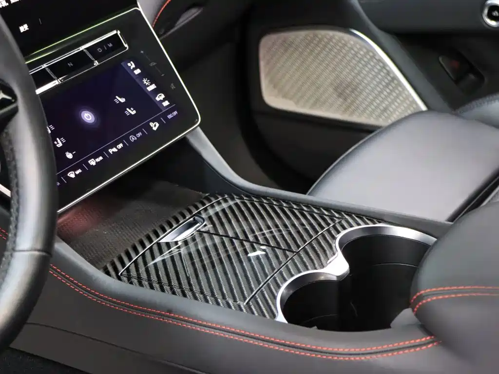Maserati Grecale — миниатюра 10