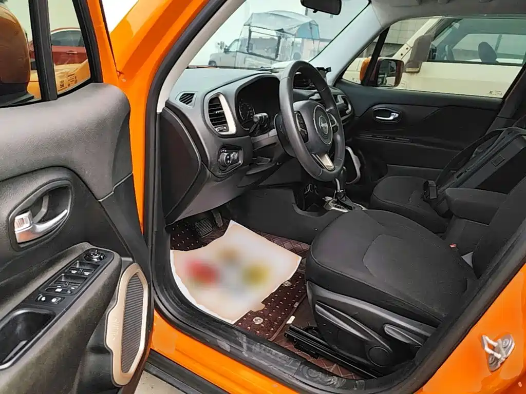 Jeep Renegade — миниатюра 16