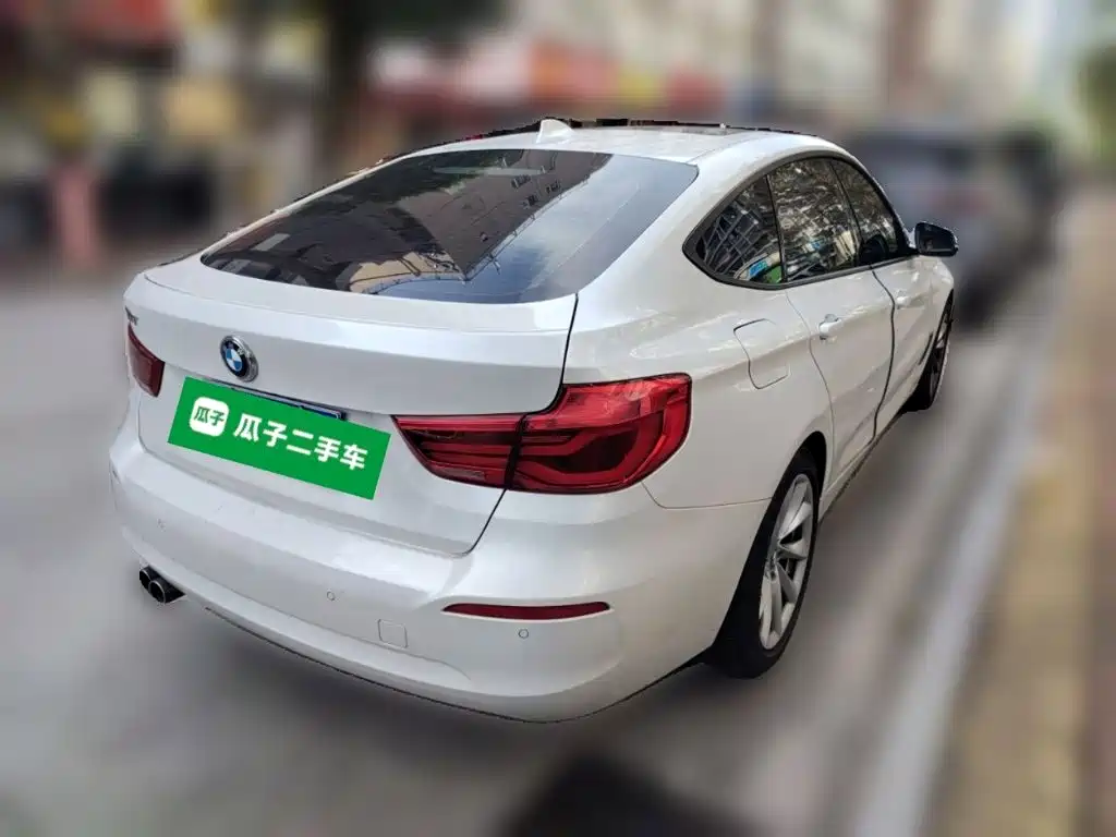 BMW 3 Series GT — миниатюра 6