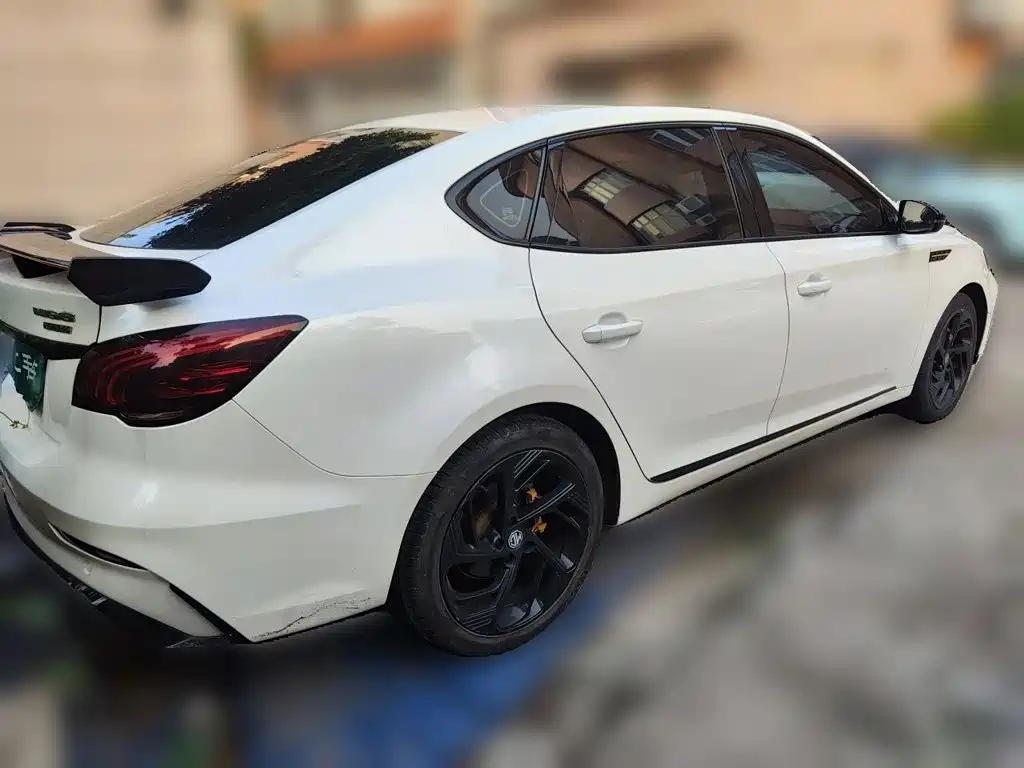 MG MG6 — миниатюра 4