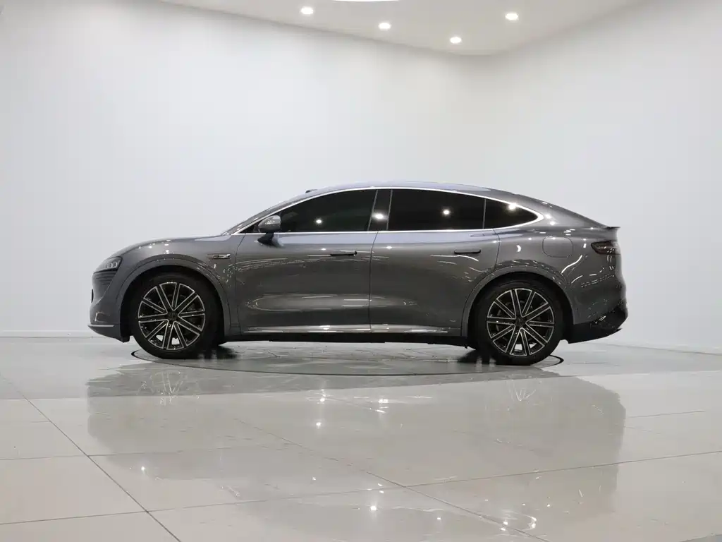 Luxeed R7 2024 802km Max